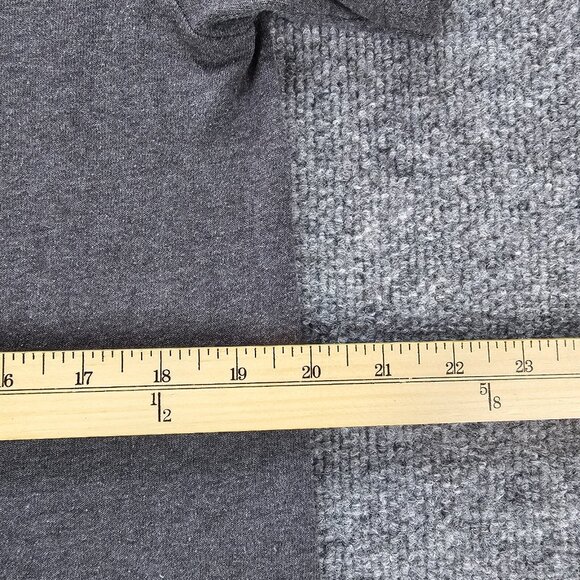 Bacardi Rum Tshirt Mens Medium Gray Short Sleeve Graphic Logo Casual - Picture 3 of 6